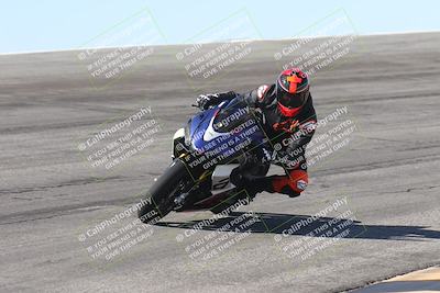 media/Oct-13-2025-Moto Forza (Mon) [[a66d839500]]/3-B Group/Session 2 (Bowl)/